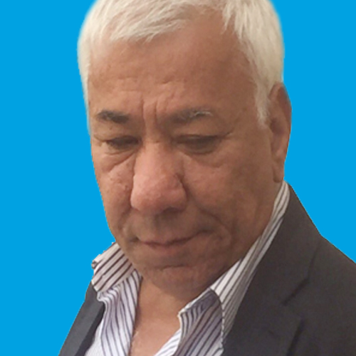 داریوش ، زیاتر لە ئینسانێک