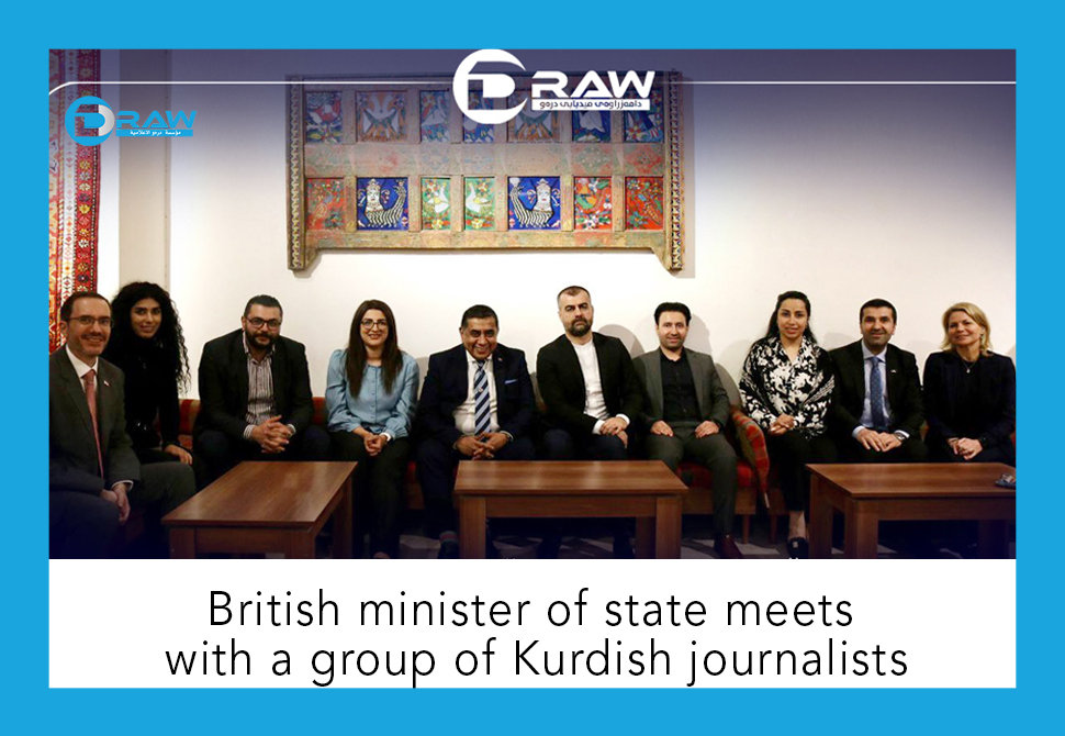 British minister of state meets with a group of Kurdish journalists