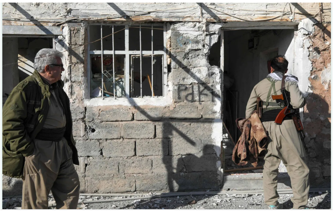 جماعات كردية إيرانية تتشاور مع واشنطن حول شن عملية عسكرية ضد إيران