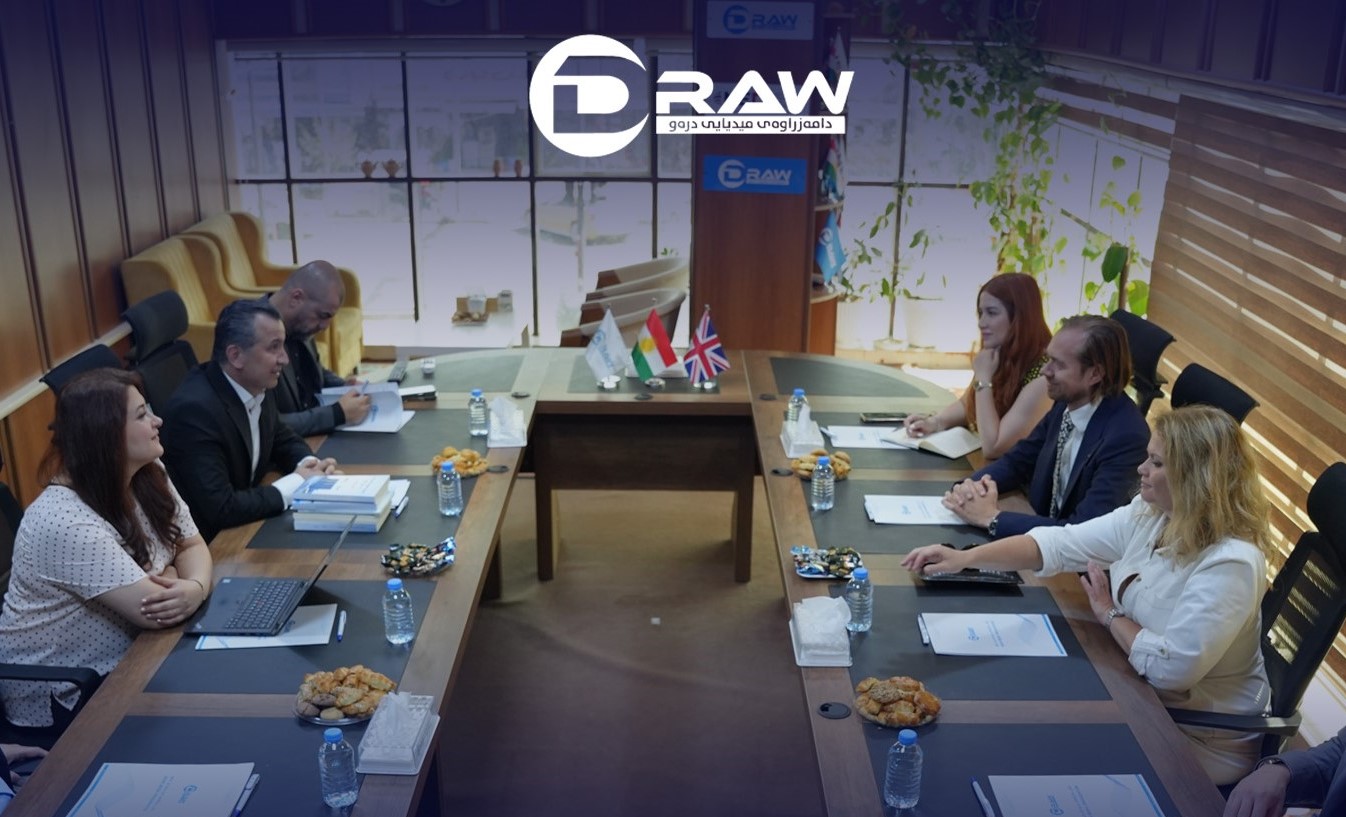 British Consul General Visits Draw Media
